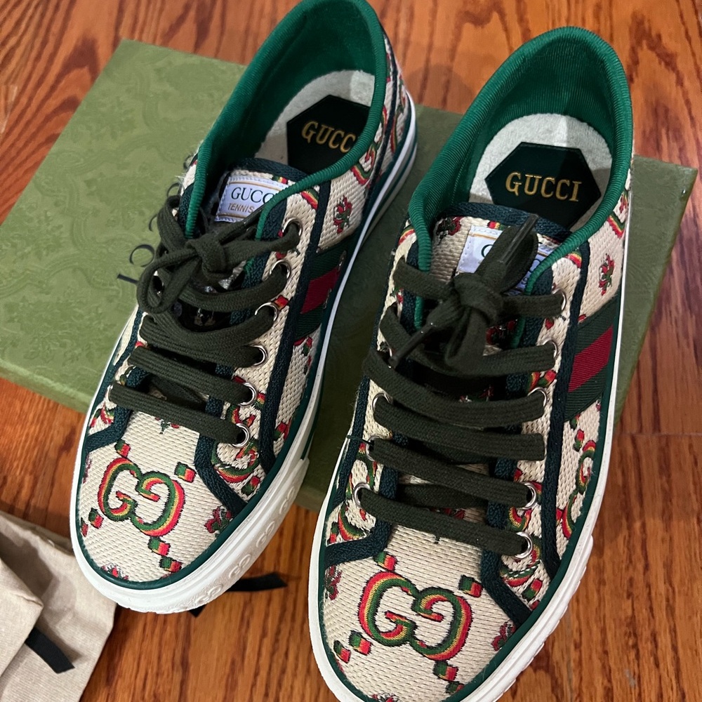 Gucci Women’s Sneakers - BRAND NEW